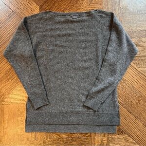 Vince Heathered Charcoal Gray Crewneck Sweater